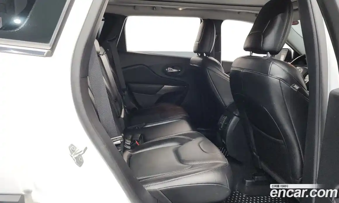 Jeep Cherokee 2021 2.4 гидро в Москве № 1549752, фото 24