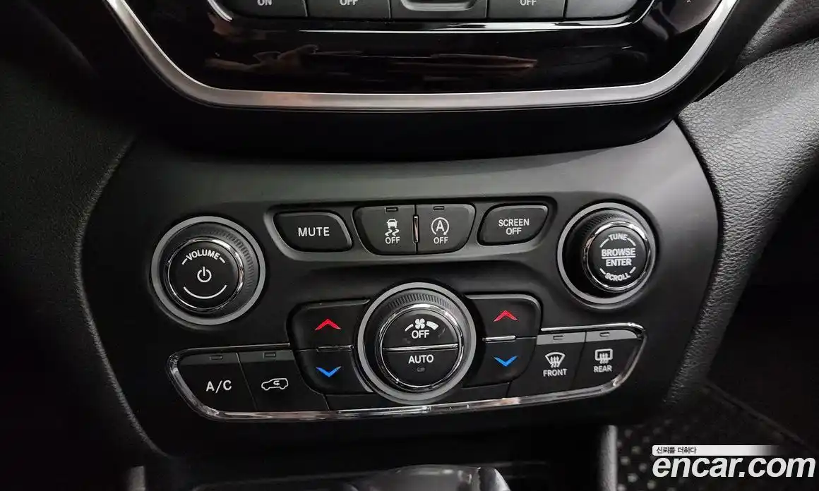 Jeep Cherokee 2021 2.4 гидро в Москве № 1549752, фото 27