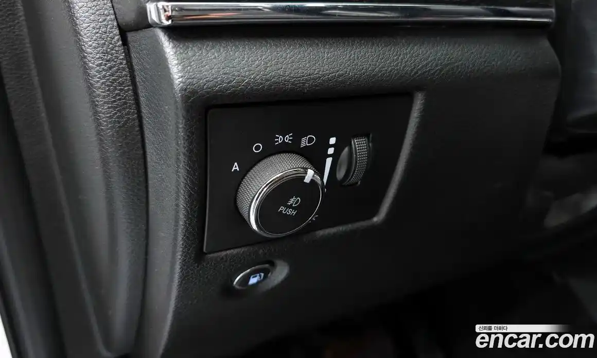 Jeep Cherokee 2020 3.6 гидро в Москве № 1549828, фото 21