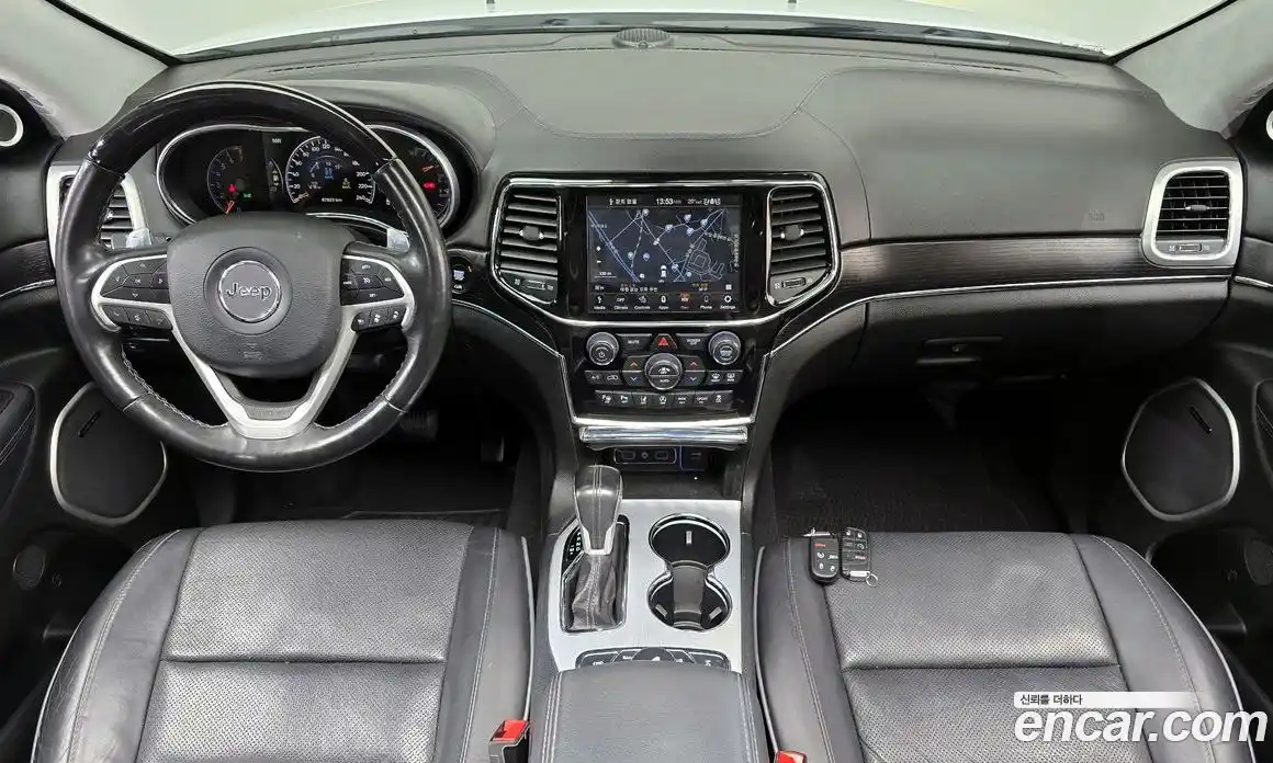 Jeep Cherokee 2020 3.6 гидро в Москве № 1549828, фото 10