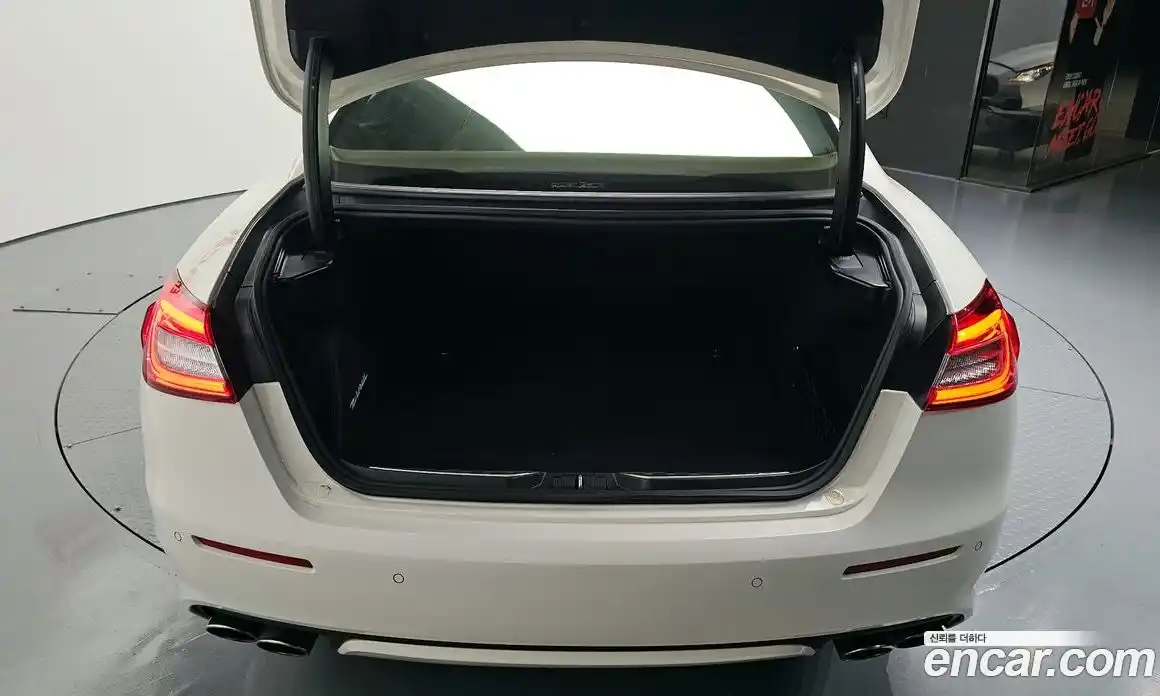 Maserati Quattroporte 2017 3.0 гидро, фото 29