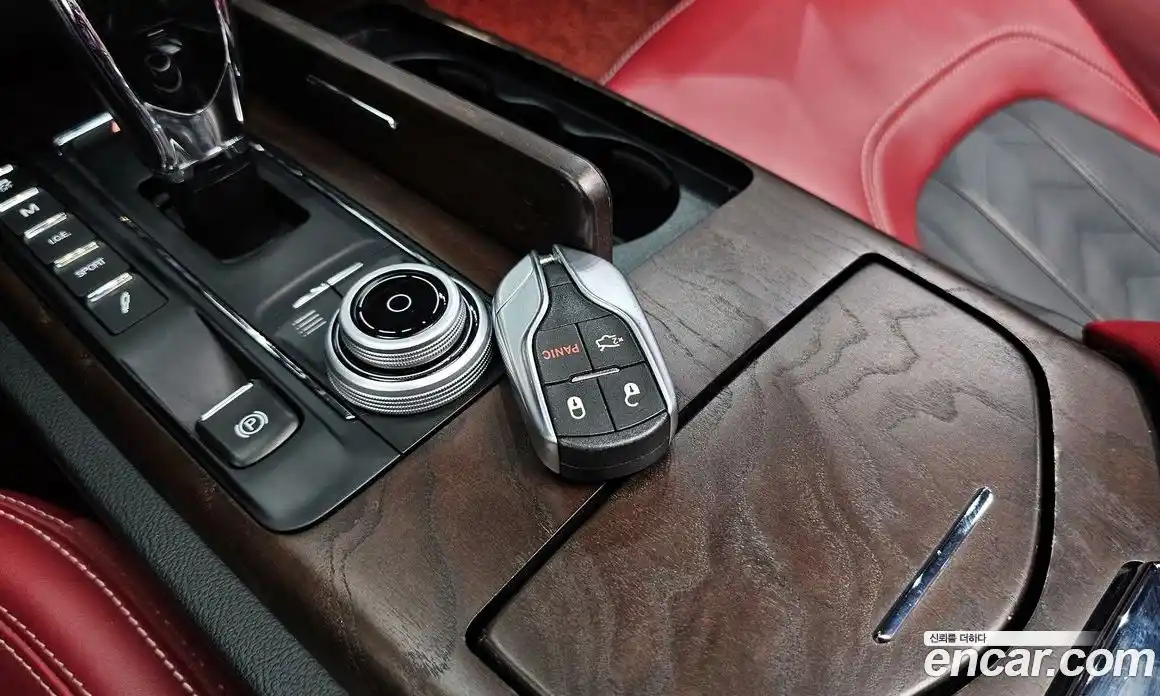 Maserati Quattroporte 2017 3.0 гидро, фото 31