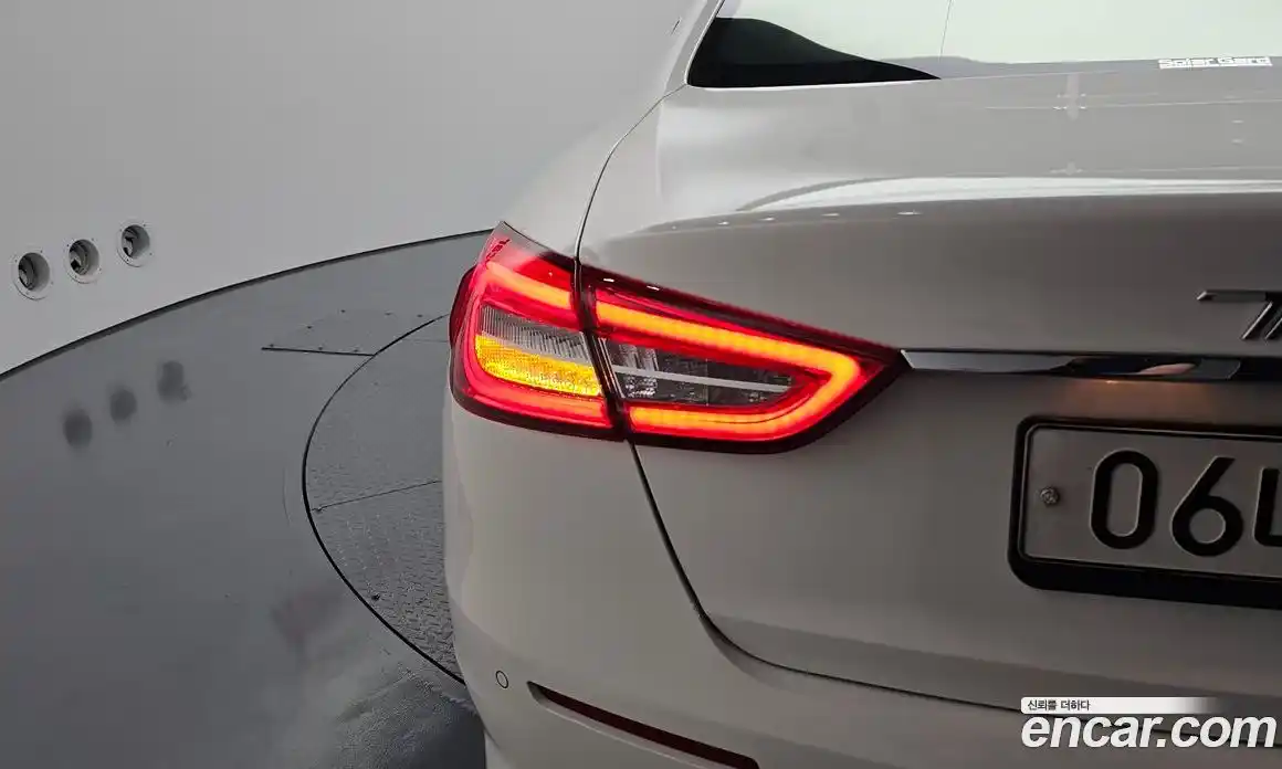 Maserati Quattroporte 2017 3.0 гидро, фото 9