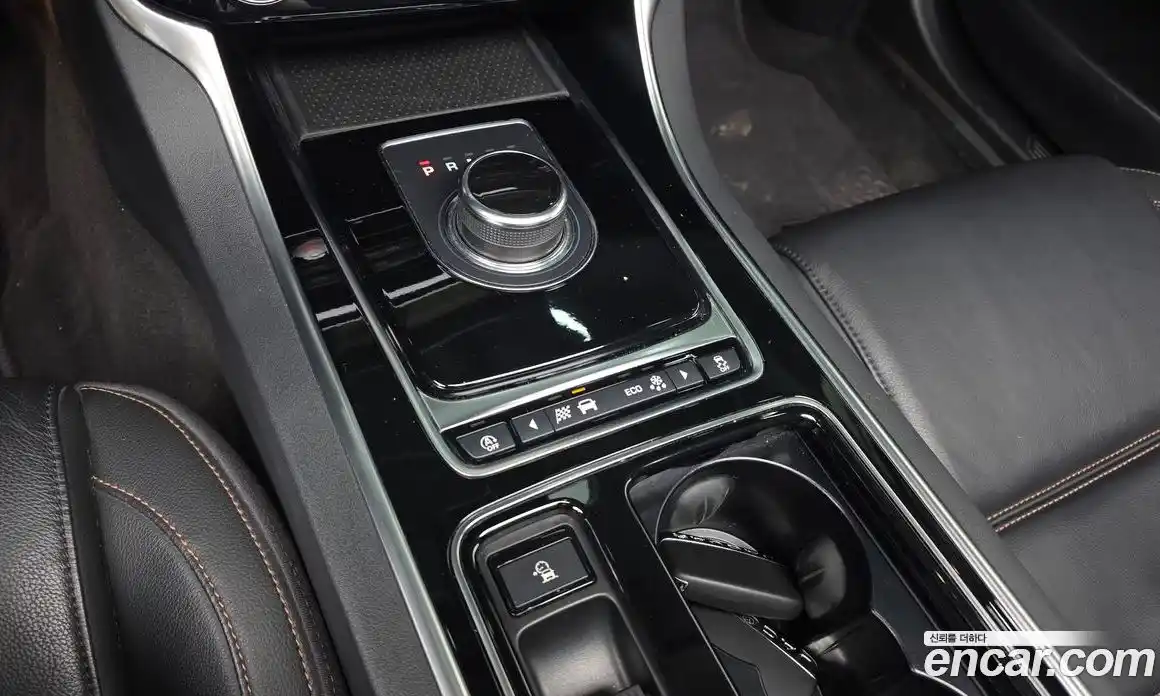 Jaguar XE 2018 2.0 гидро в Москве № 1550922, фото 12