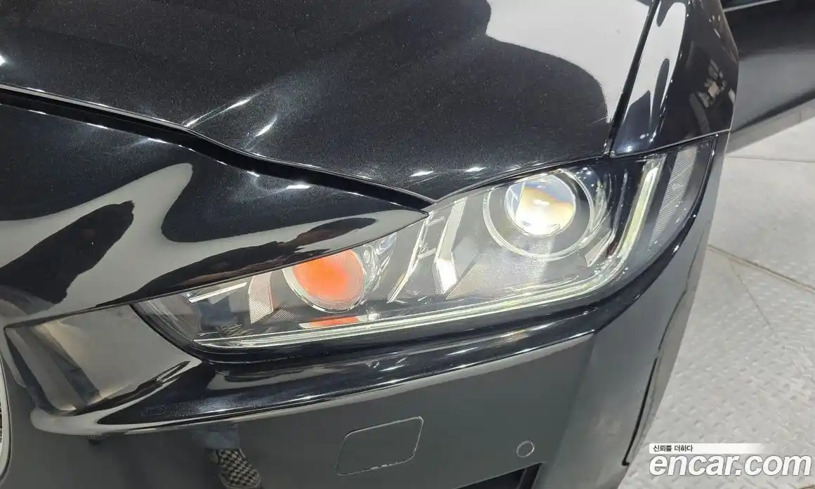 Jaguar XE 2018 2.0 гидро в Москве № 1550922, фото 8