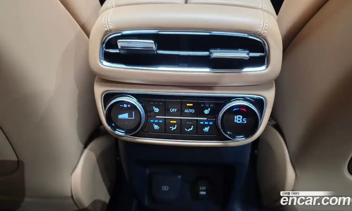Genesis GV80 2023 3.5 гидро, фото 24
