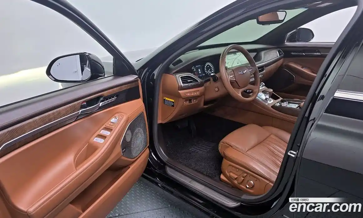 Genesis G90 2020 3.8 гидро в Москве, фото 13