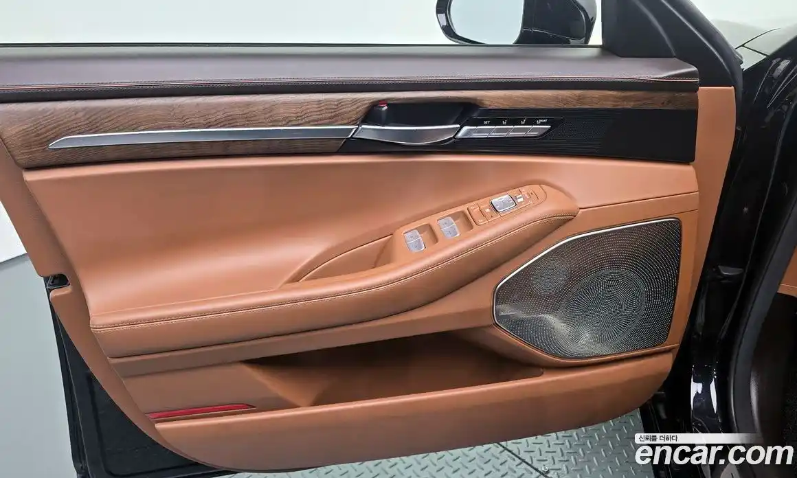 Genesis G90 2020 3.8 гидро в Москве, фото 14