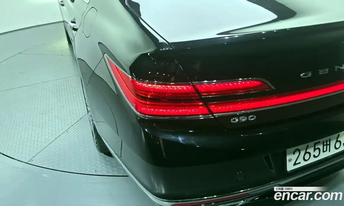 Genesis G90 2020 3.8 гидро в Москве, фото 9