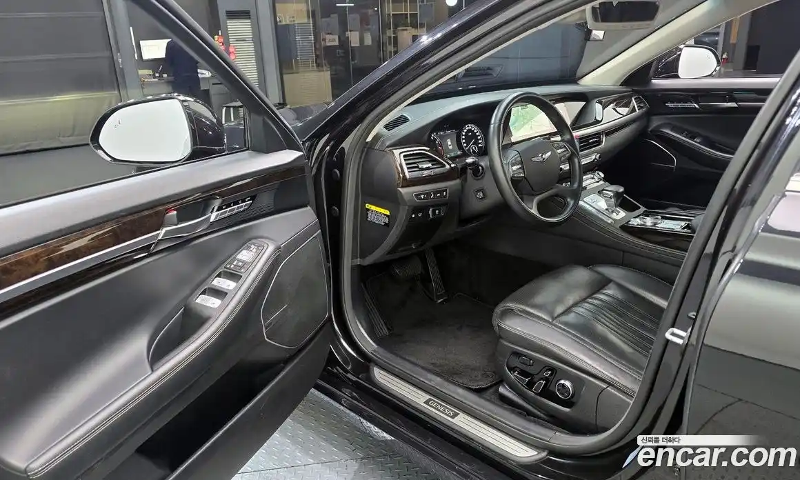 Genesis G90 2019 3.8 гидро в Москве, фото 13