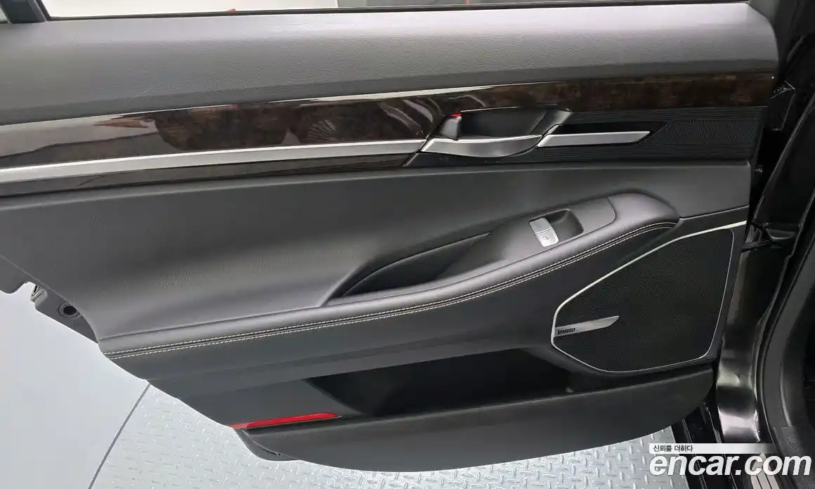 Genesis G90 2019 3.8 гидро в Москве, фото 15