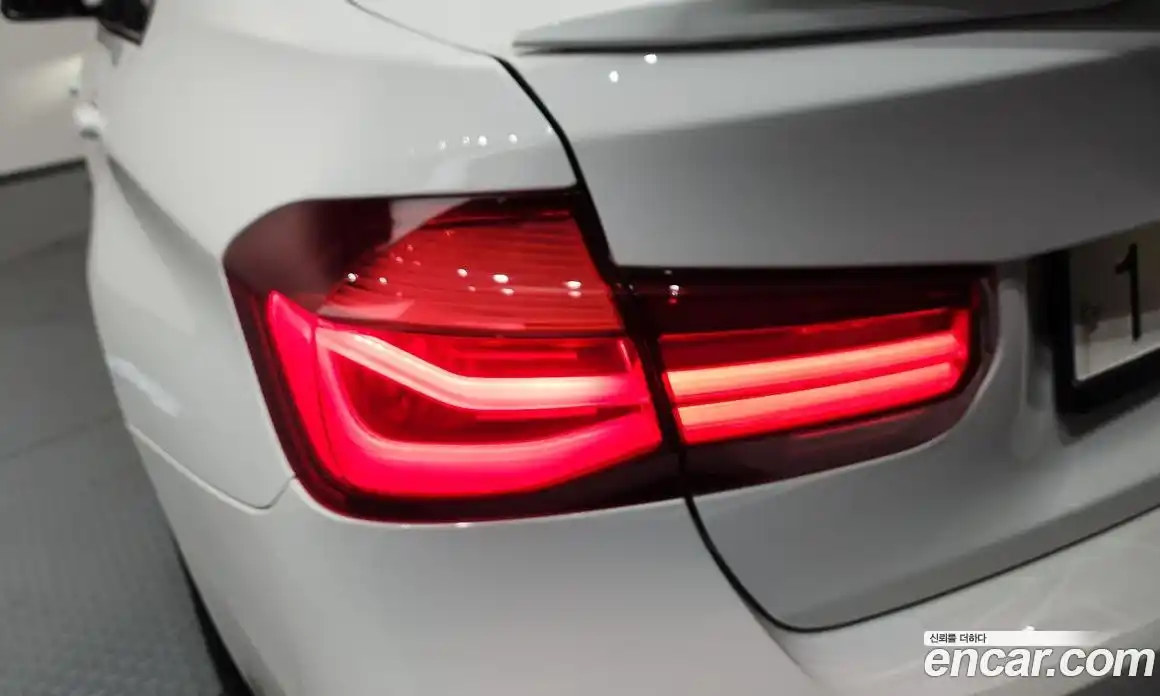BMW 3-Series 2017 2.0 гидро в Москве № 1614046, фото 9