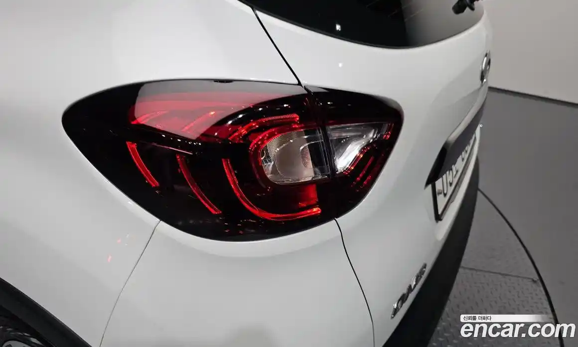 Renault QM3 2018 1.5 гидро в Москве № 1615171, фото 9