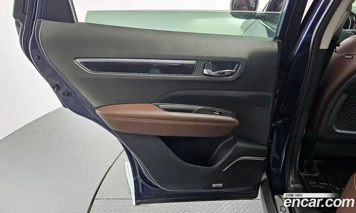 Renault QM6 2017 2.0 гидро в Москве № 1615625, фото 15