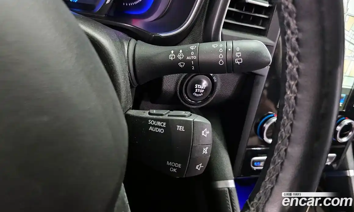 Renault QM6 2017 2.0 гидро в Москве № 1615625, фото 29