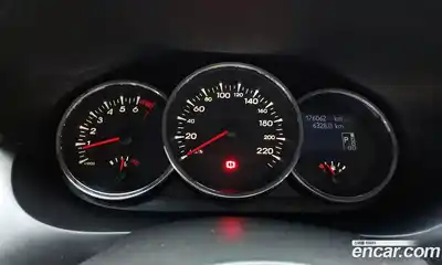 Renault SM3 2011 1.6 гидро в Москве № 1615748, миниатюра 11