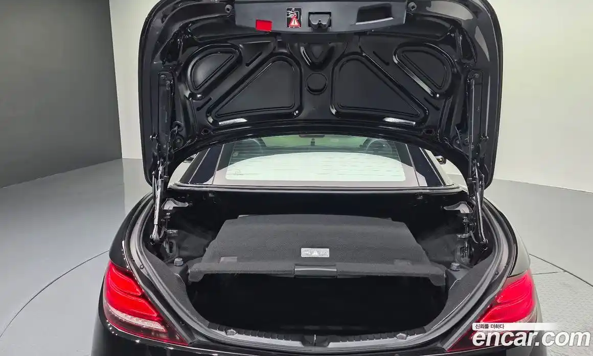 Mercedes-Benz SLC-Class 2017 2.0 гидро в Москве № 1616828, фото 26