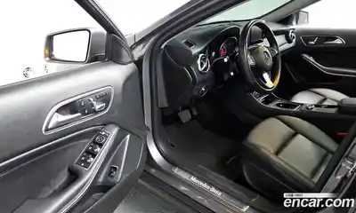Mercedes-Benz GLA-Class 2017 2.0 гидро в Москве № 1616947, миниатюра 12