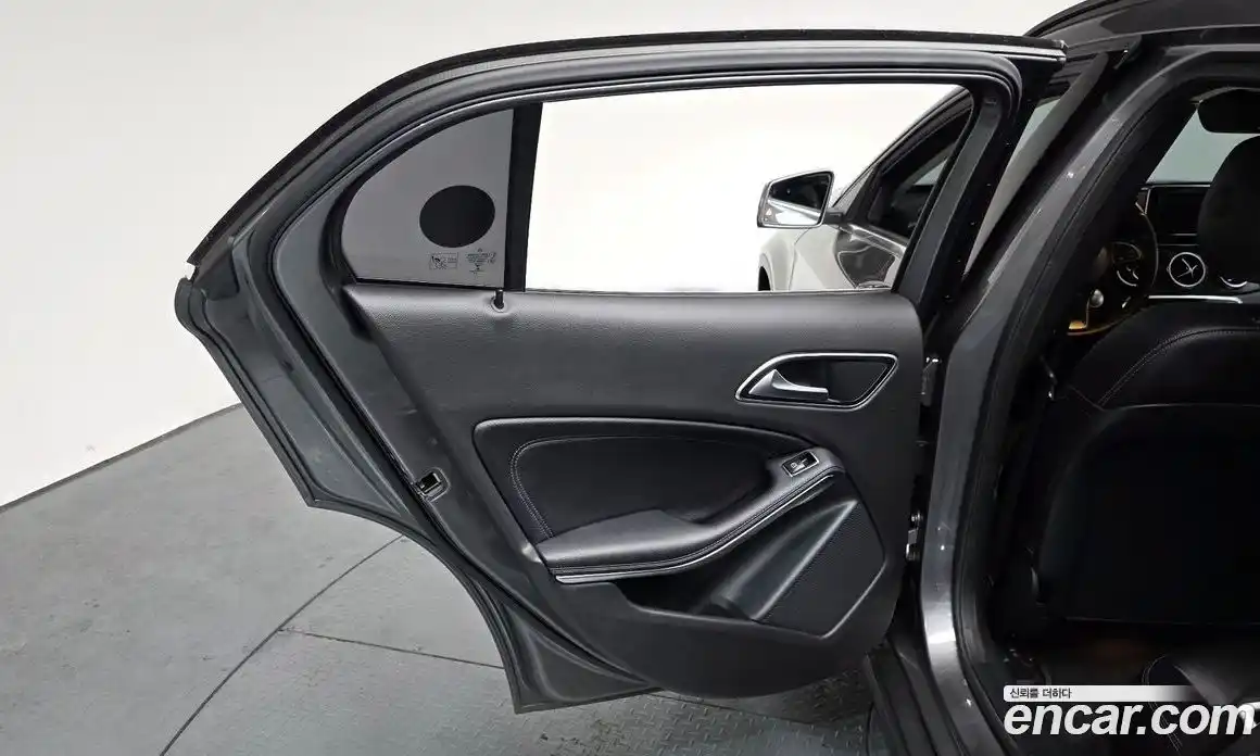 Mercedes-Benz GLA-Class 2017 2.0 гидро в Москве № 1616947, фото 14