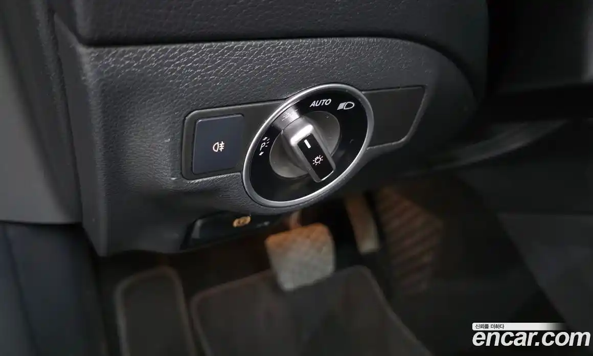 Mercedes-Benz GLA-Class 2017 2.0 гидро в Москве № 1616947, фото 29