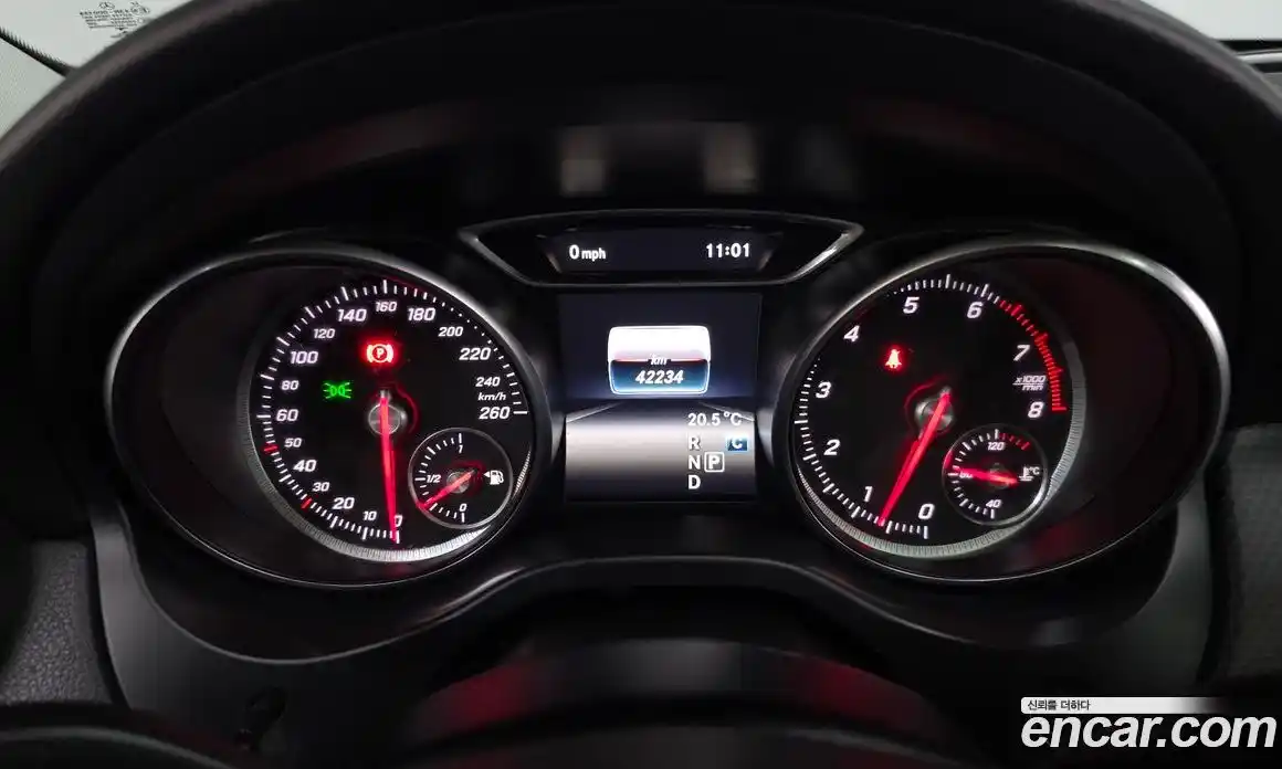 Mercedes-Benz GLA-Class 2017 2.0 гидро в Москве № 1616947, фото 10