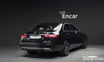 Mercedes-Benz E-Class 2021 2.0 гидро в Москве № 1617288, миниатюра 2