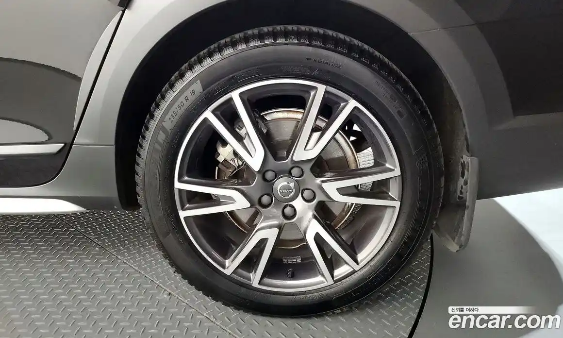 Volvo V90 2018 2.0 гидро в Москве № 1618687, фото 7