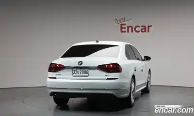 Volkswagen Passat 2018 2.0 гидро в Москве № 1623108, миниатюра 4
