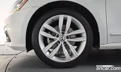 Volkswagen Passat 2018 2.0 гидро в Москве № 1623108, миниатюра 5