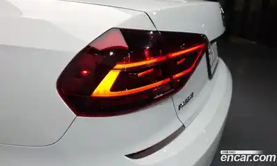 Volkswagen Passat 2018 2.0 гидро в Москве № 1623108, миниатюра 9