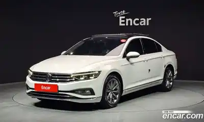 Volkswagen Passat, 2021