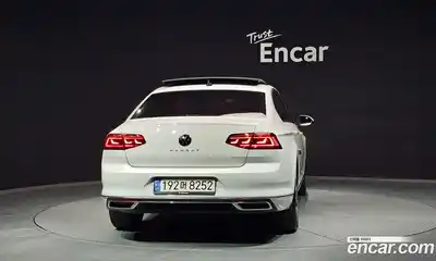 Volkswagen Passat 2021 2.0 гидро в Москве № 1623429, миниатюра 4