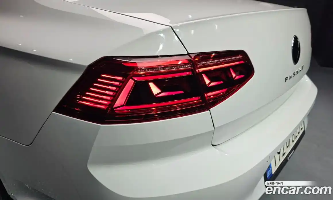 Volkswagen Passat 2021 2.0 гидро в Москве № 1623429, фото 9