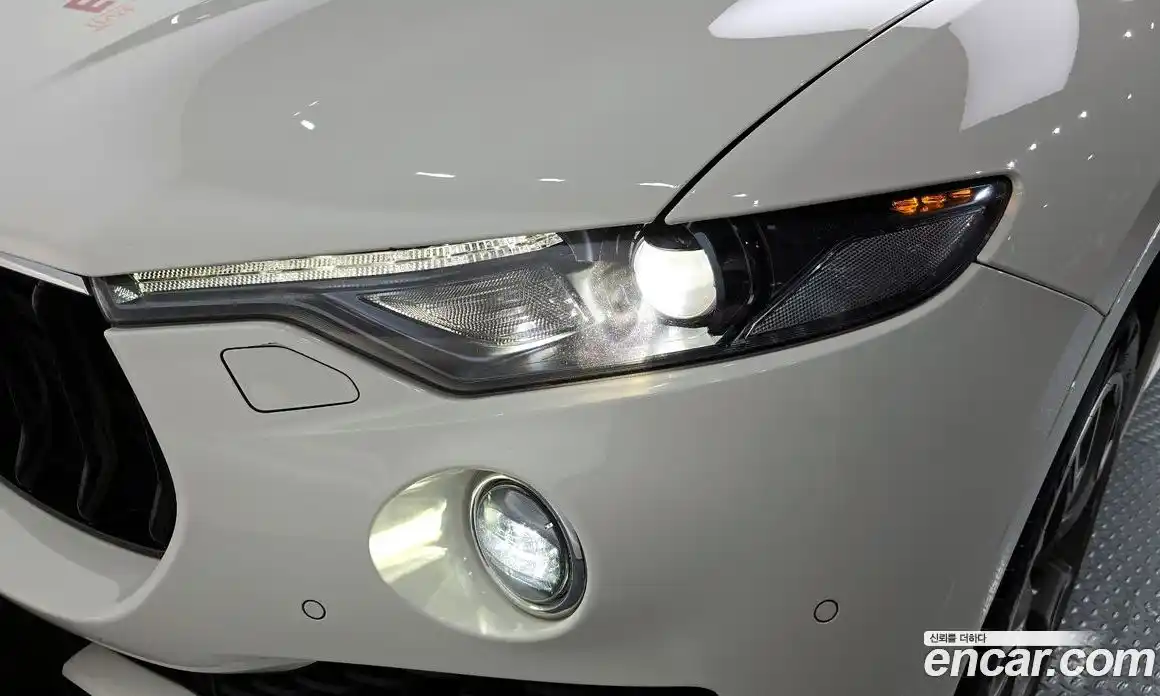 Maserati Levante 2018 3.0 гидро, фото 8