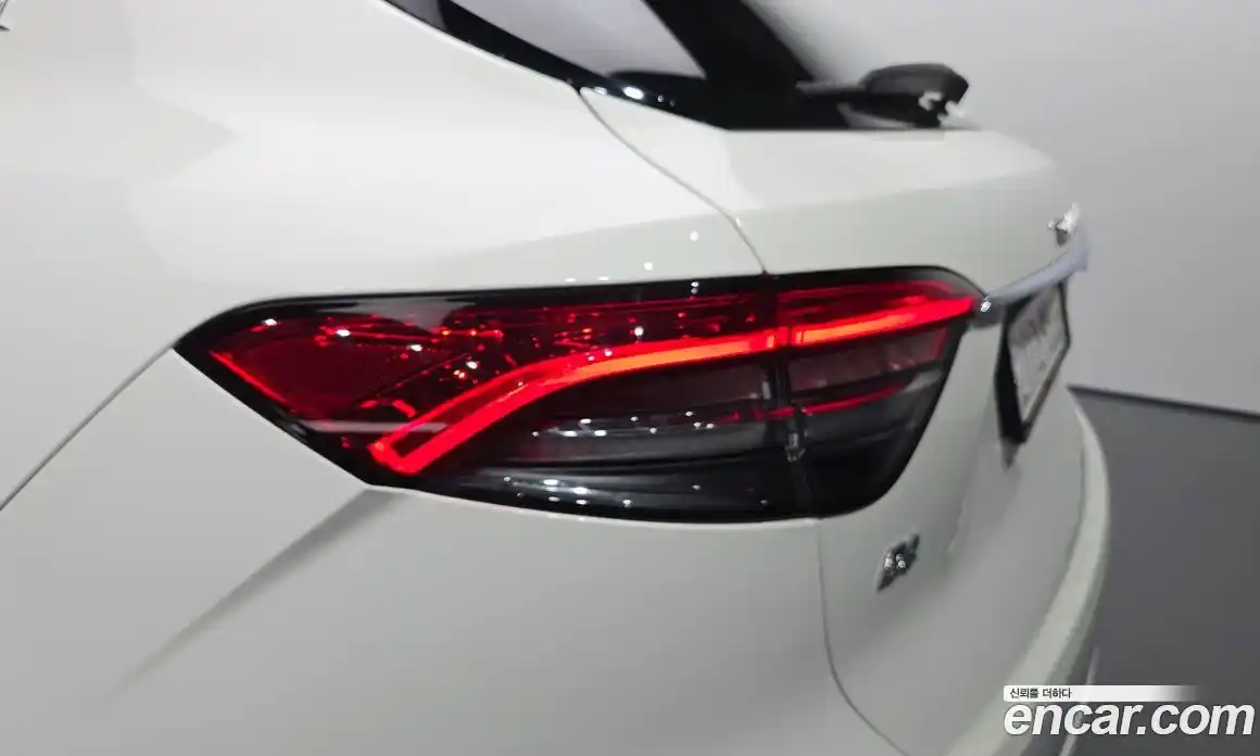 Maserati Levante 2018 3.0 гидро, фото 9