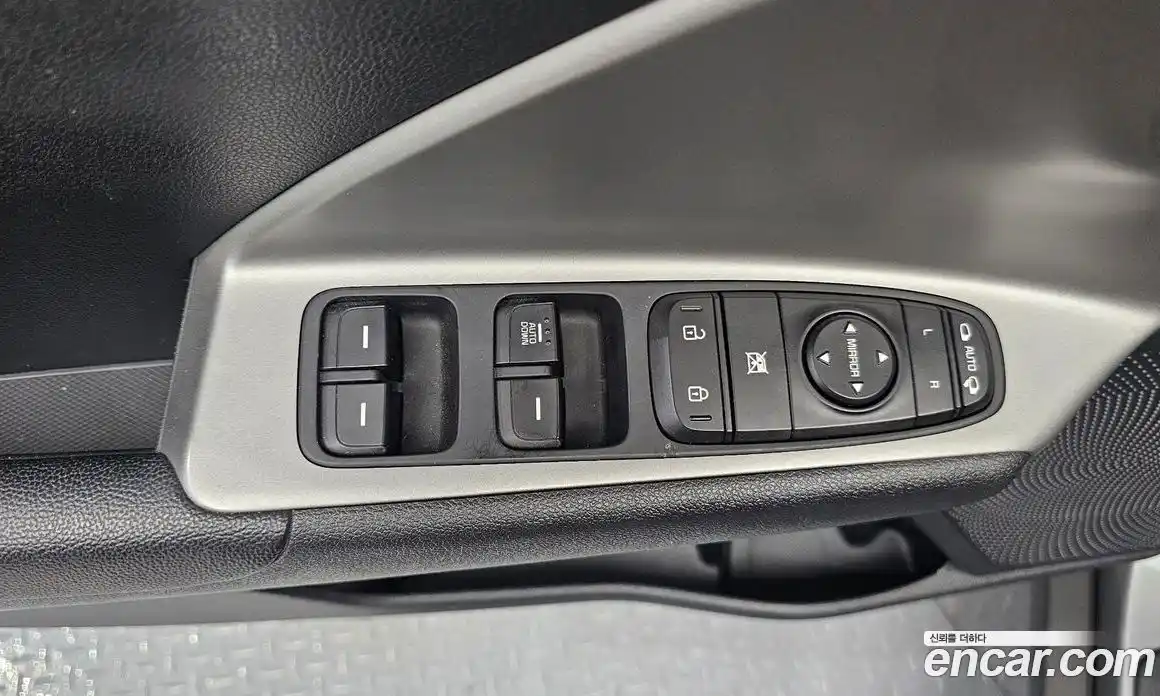 Kia Niro 2020 1.6 гидро в Москве № 1685120, фото 20
