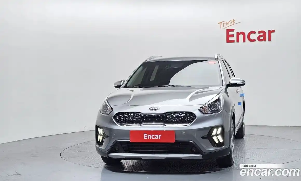Kia Niro 2020 1.6 гидро в Москве № 1685120, фото 3