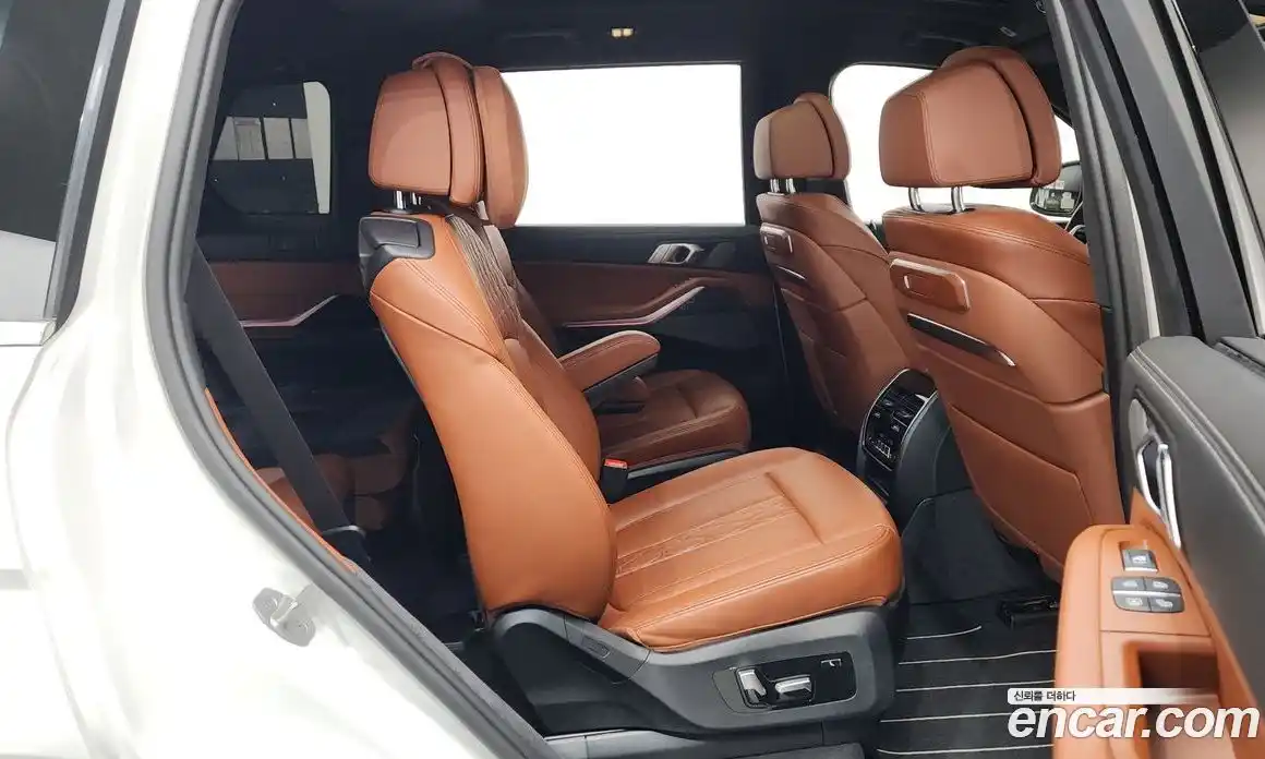 BMW X7 2025 3.0 гидро в Москве № 1689424, фото 17