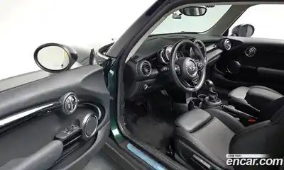 Mini Cooper 2015 1.5 гидро в Москве № 1692431, миниатюра 12