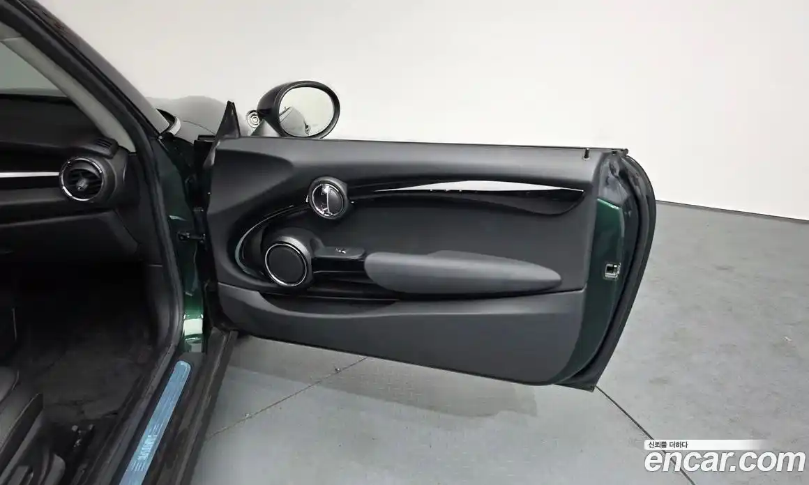 Mini Cooper 2015 1.5 гидро в Москве № 1692431, фото 14