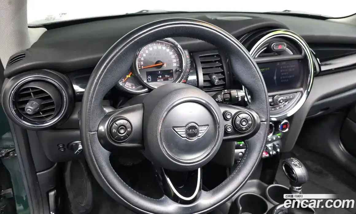 Mini Cooper 2015 1.5 гидро в Москве № 1692431, фото 18