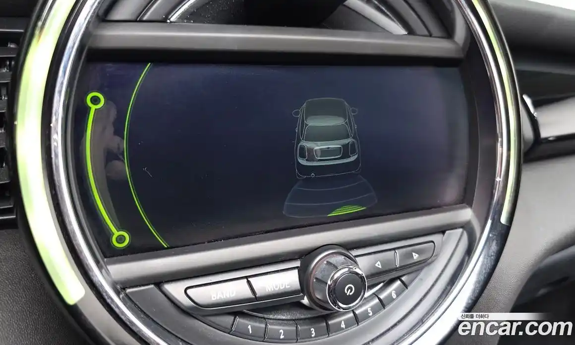 Mini Cooper 2015 1.5 гидро в Москве № 1692431, фото 20