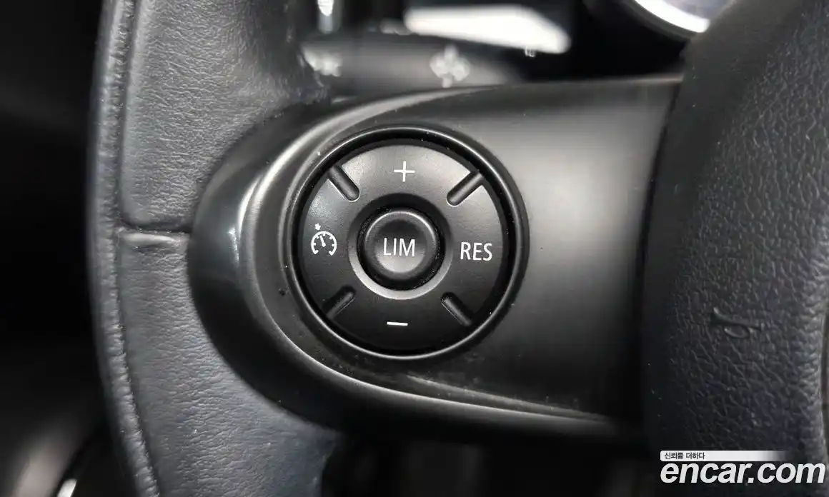 Mini Cooper 2015 1.5 гидро в Москве № 1692431, фото 22