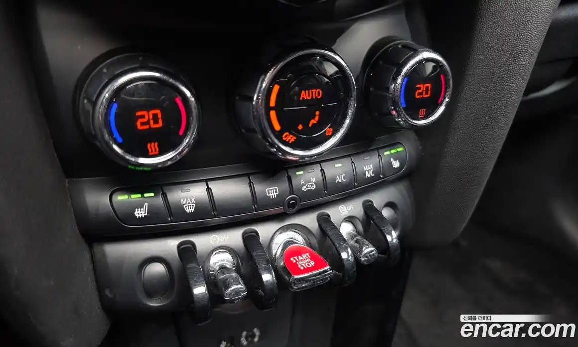 Mini Cooper 2015 1.5 гидро в Москве № 1692431, фото 27
