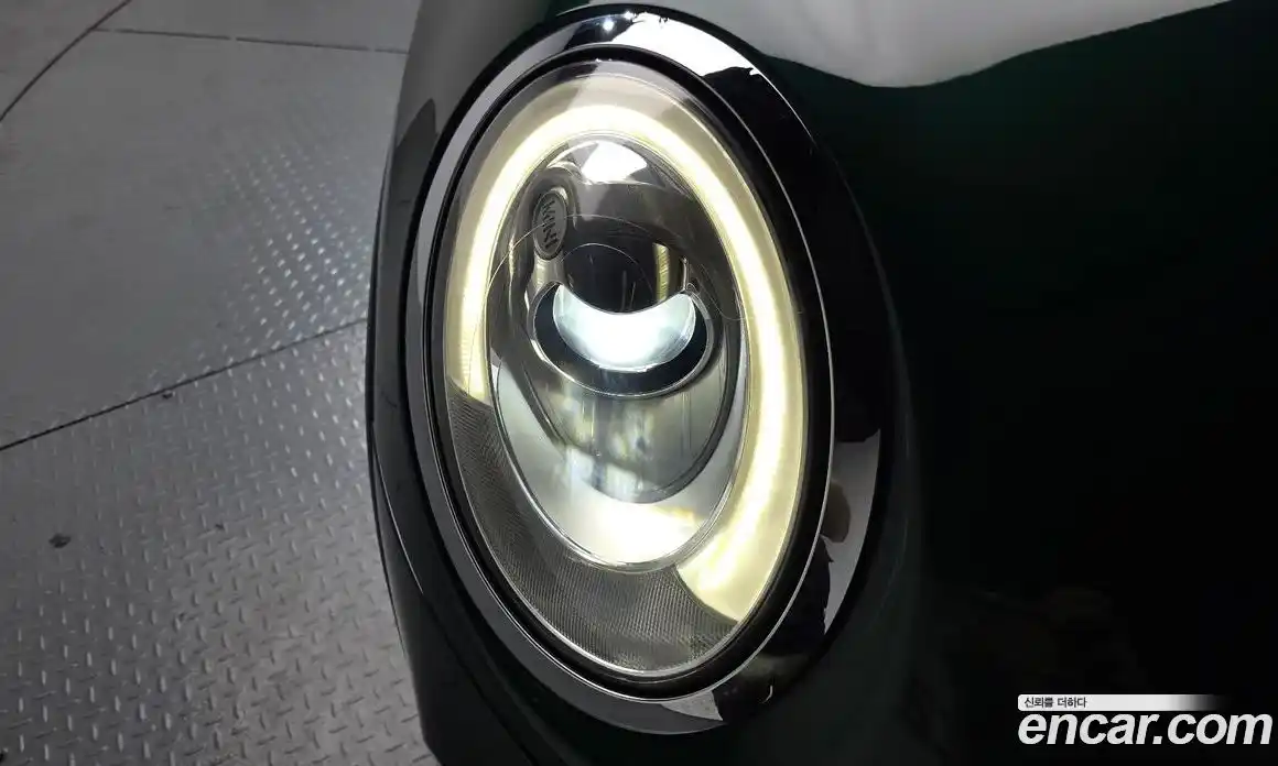 Mini Cooper 2015 1.5 гидро в Москве № 1692431, фото 7