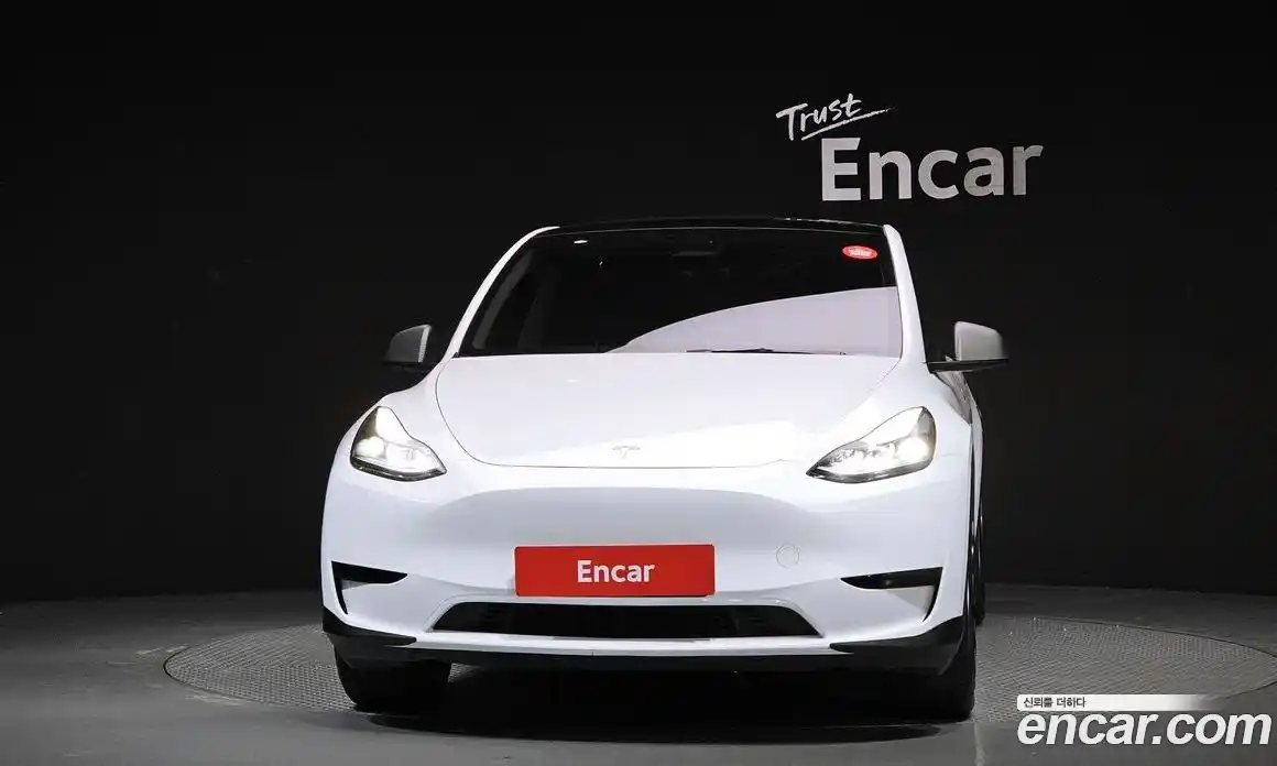 Tesla Model Y 2024 0.2 гидро, фото 3