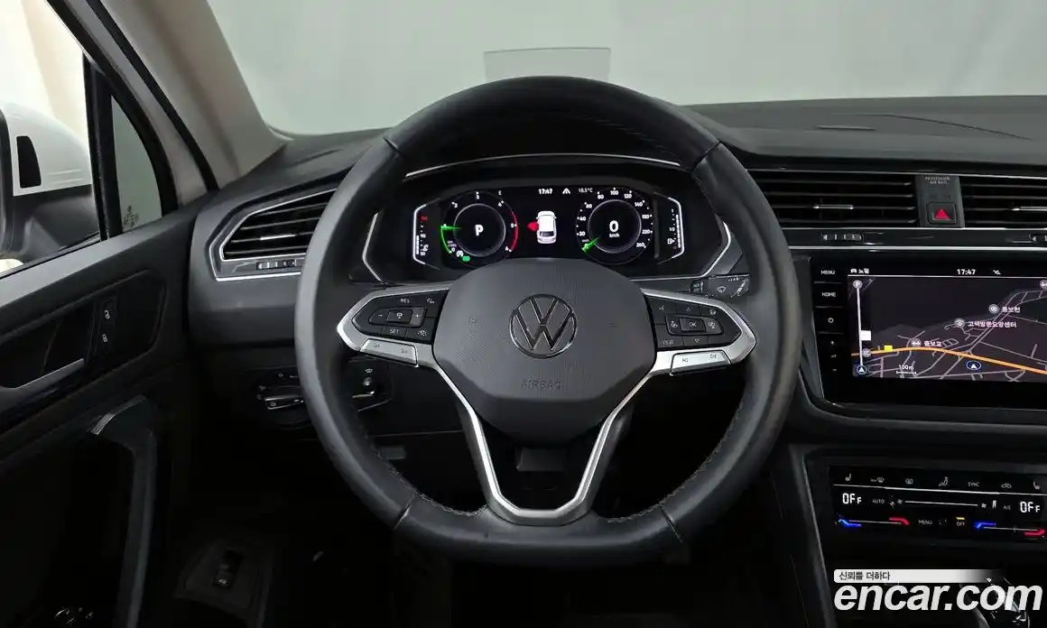 Volkswagen Tiguan 2021 2.0 гидро в Москве № 1693110, фото 18