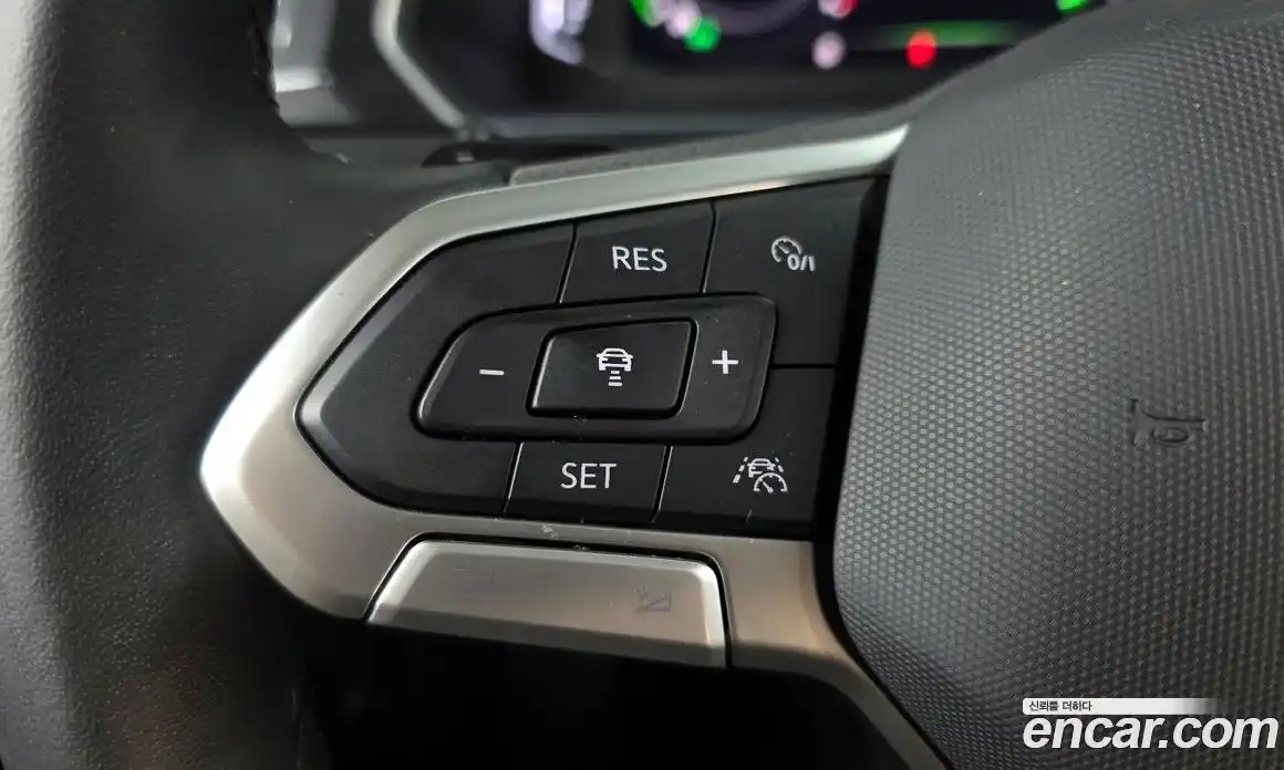 Volkswagen Tiguan 2021 2.0 гидро в Москве № 1693110, фото 22