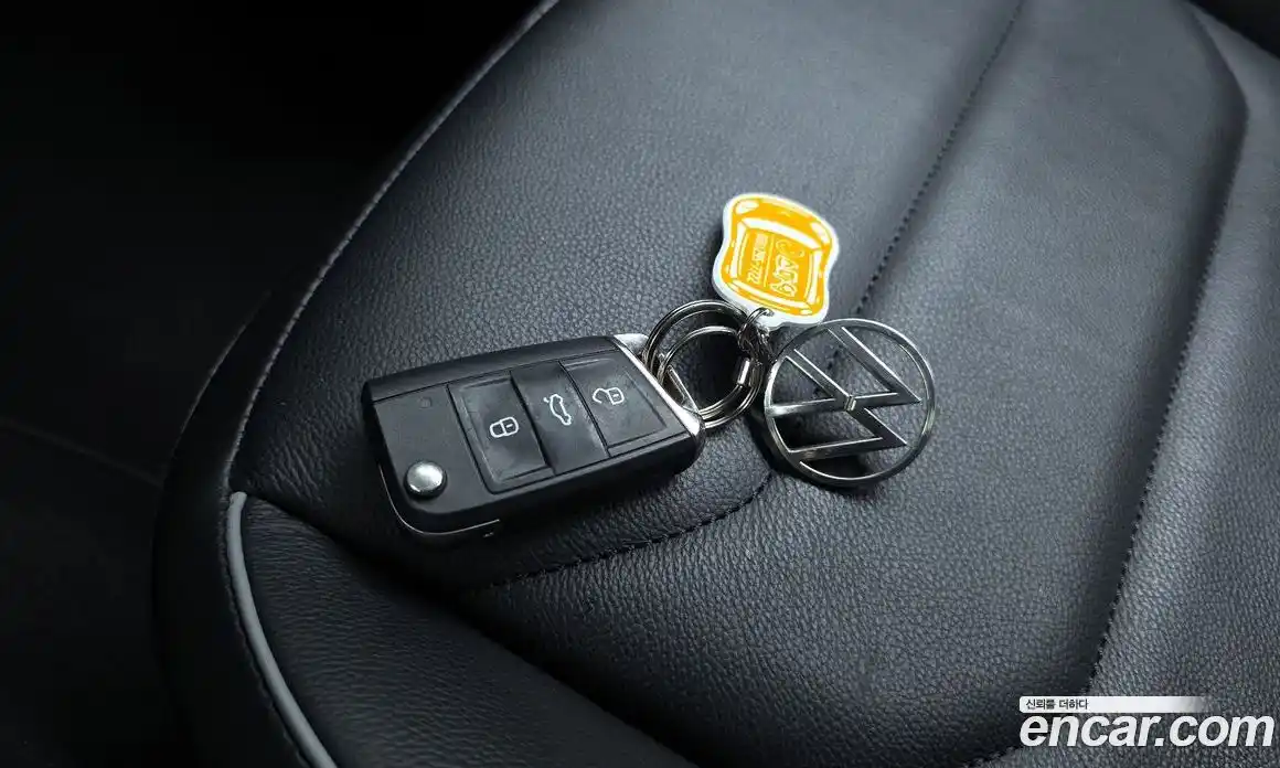 Volkswagen Tiguan 2021 2.0 гидро в Москве № 1693110, фото 32