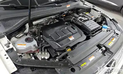 Volkswagen Tiguan 2021 2.0 гидро в Москве № 1693110, миниатюра 6